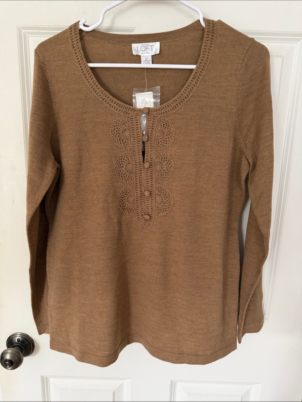 LOFT Women's Crochet Scoop Neck wool cashmere Sweater size large petite brown